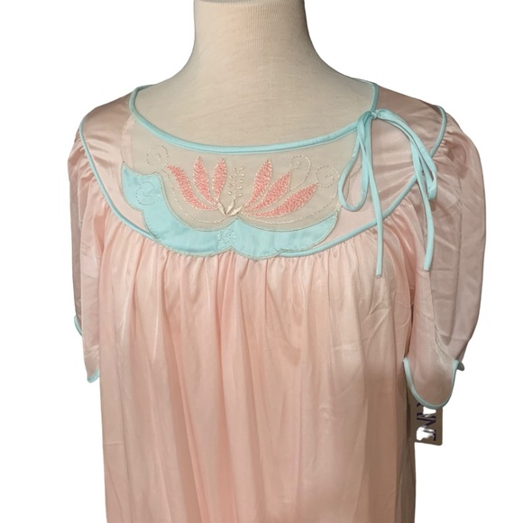 Vintage NWT size medium Lorraine pink and teal full length nightgown - Picture 3 of 4